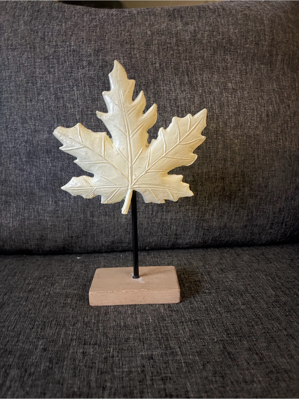 Decorative Cream Maple Leaf Table Art on Stand